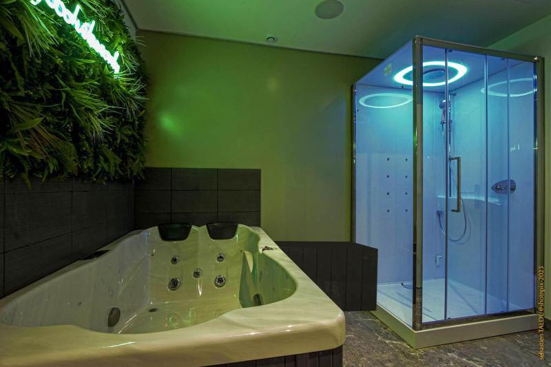 CosyRouen Bali Jacuzzi & Hamman - image 10