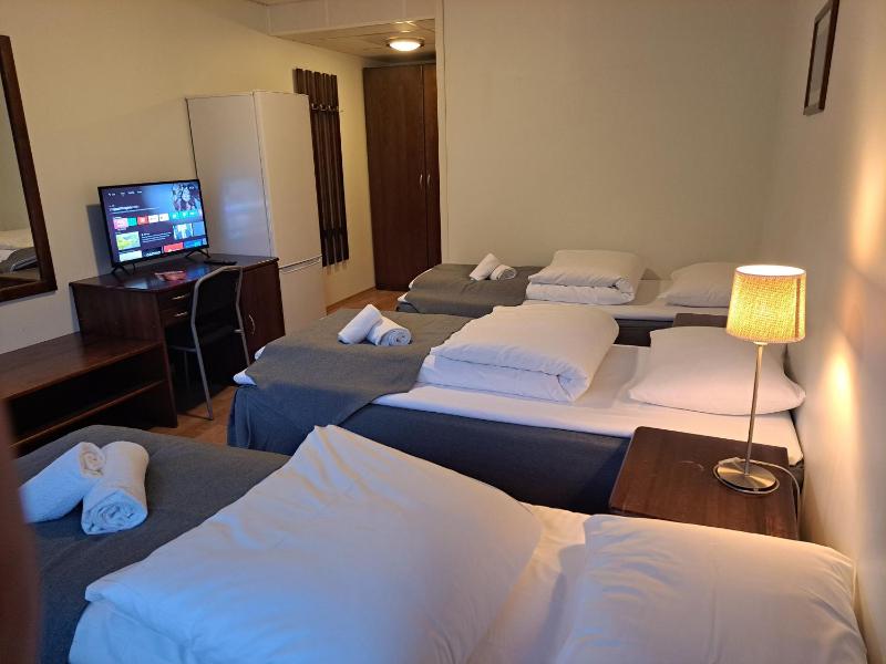 Classic Triple Room image 3