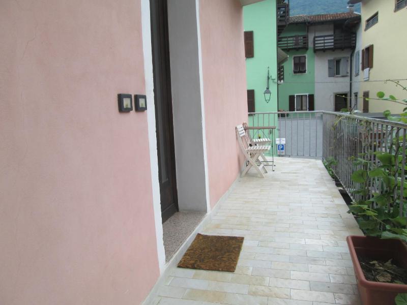 Two-Bedroom Apartment First Floor With Balcony image 3