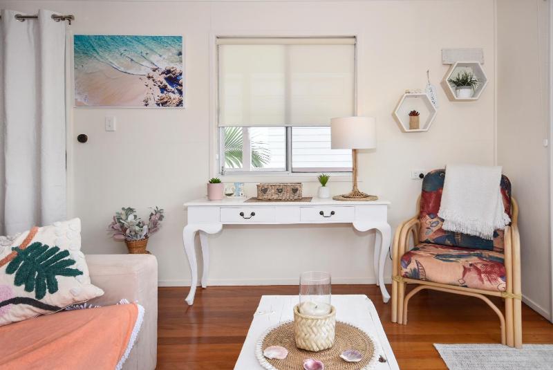 Golden Beach Escape | Family Fun & Pet Friendly - image 27