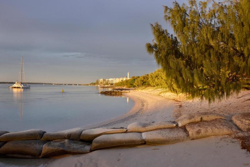 Golden Beach Escape | Family Fun & Pet Friendly - image 10