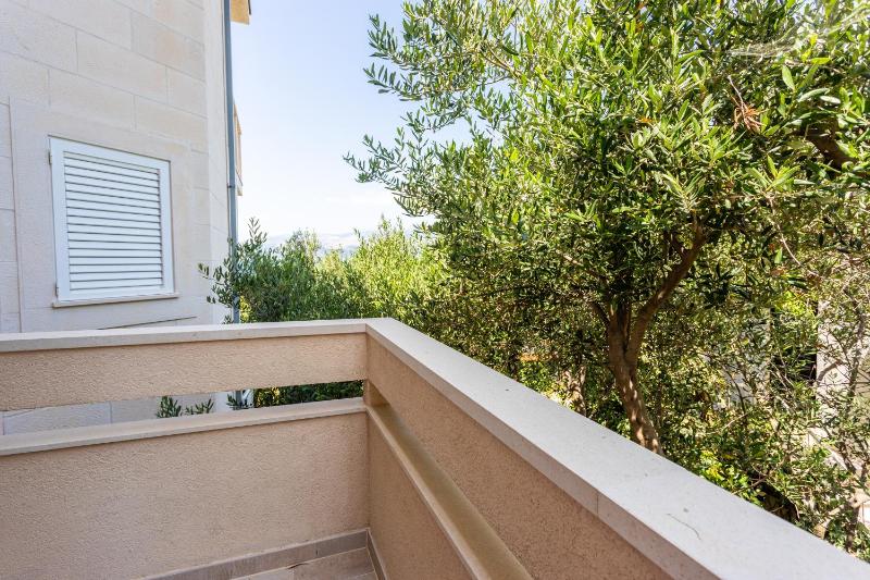 Studio Apartment with Pool View (2 Adults) image 2