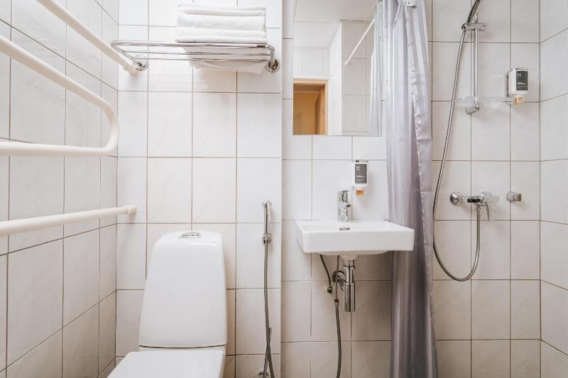 Standard Economy Double or Twin Room image 4