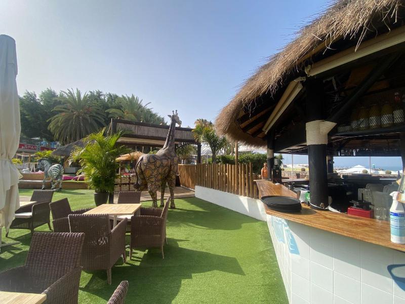 Luxury Renovated Duplex with Pools Private Jacuzzi - image 16