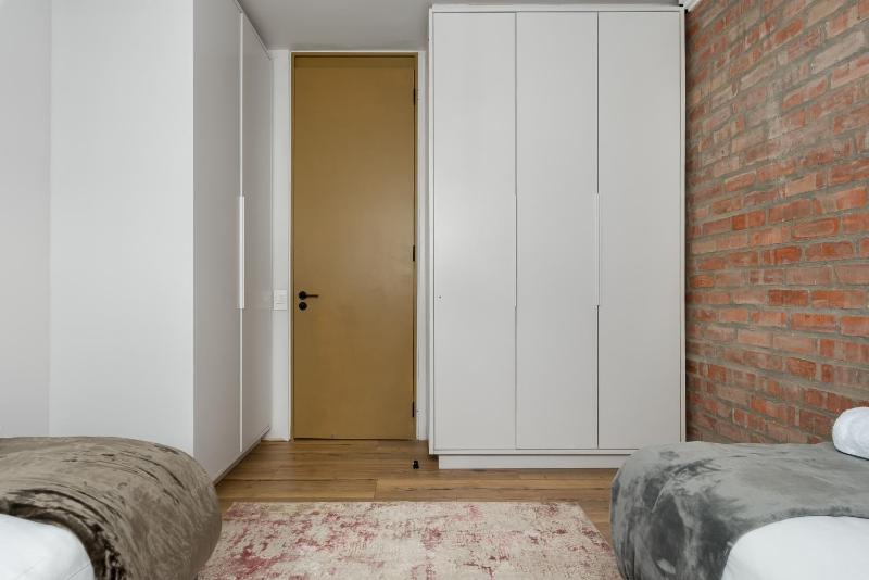 La Fayette Top Floor Apartment - image 14
