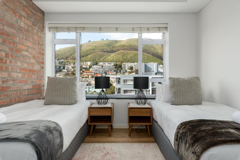 La Fayette Top Floor Apartment - image 16