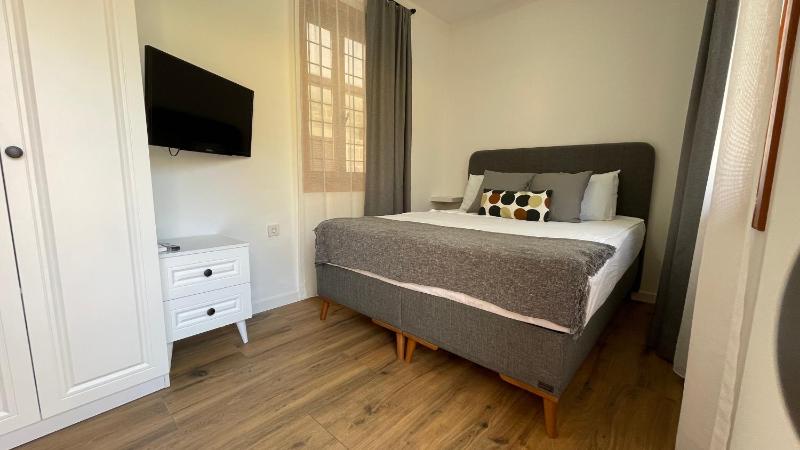 Deluxe Double Room image 1