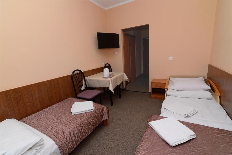 Double Room with Extra Bed (3 Adults) image 2