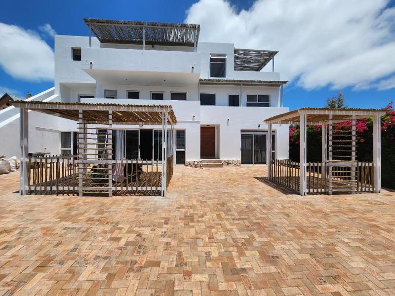 Langebaan Guest House - image 10