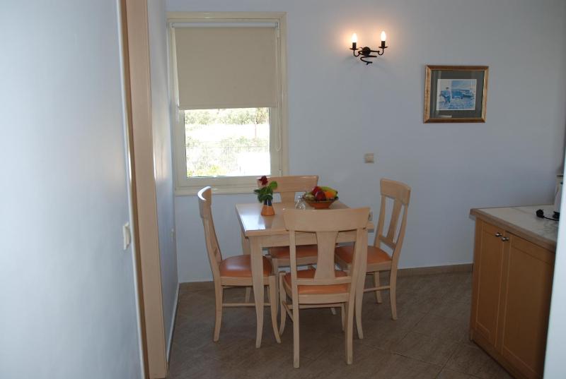 Family Room with Sea View image 2