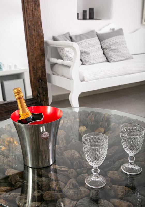 Vogue Suites - image 38