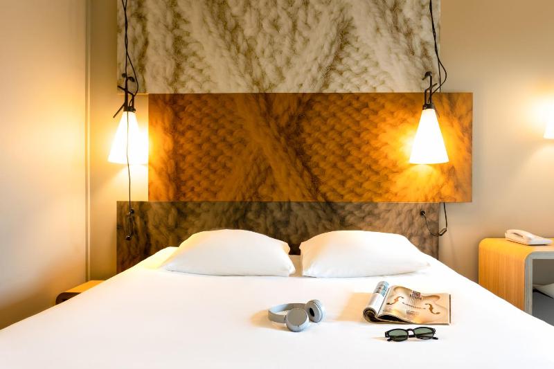 Standard Double Room image 1