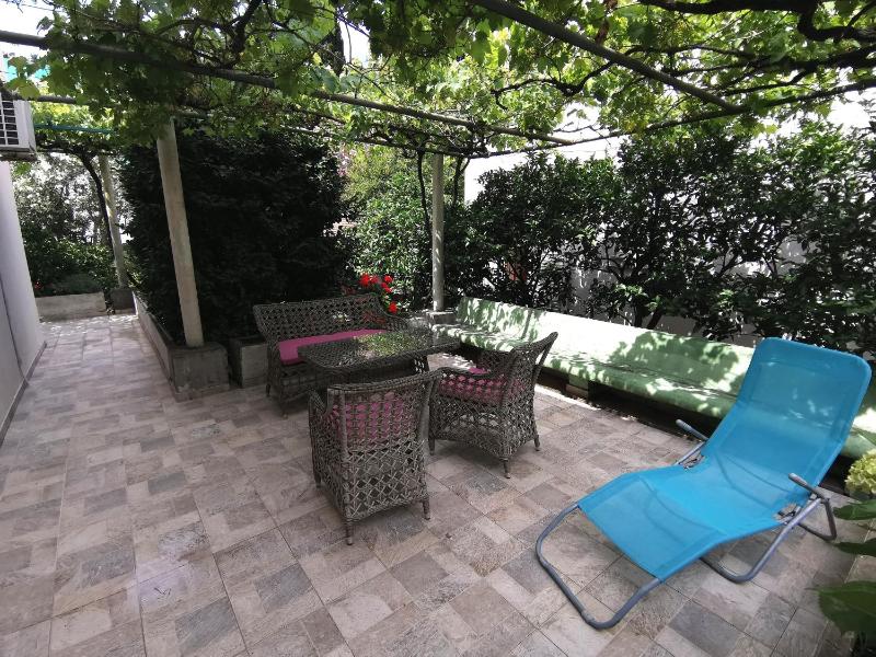 Superior Apartment image 3