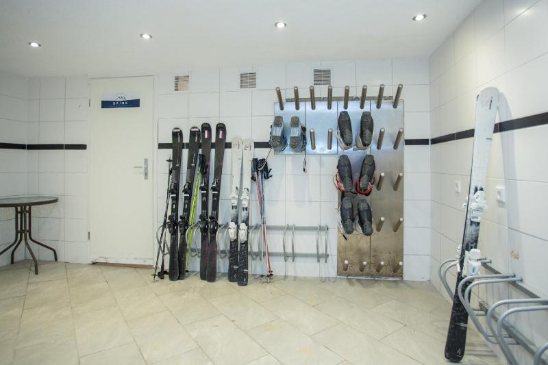 Apartment with Balcony image 3