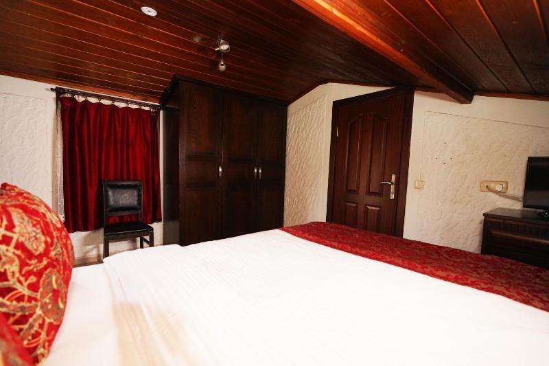 Cicerone Lodge Hotel - image 11
