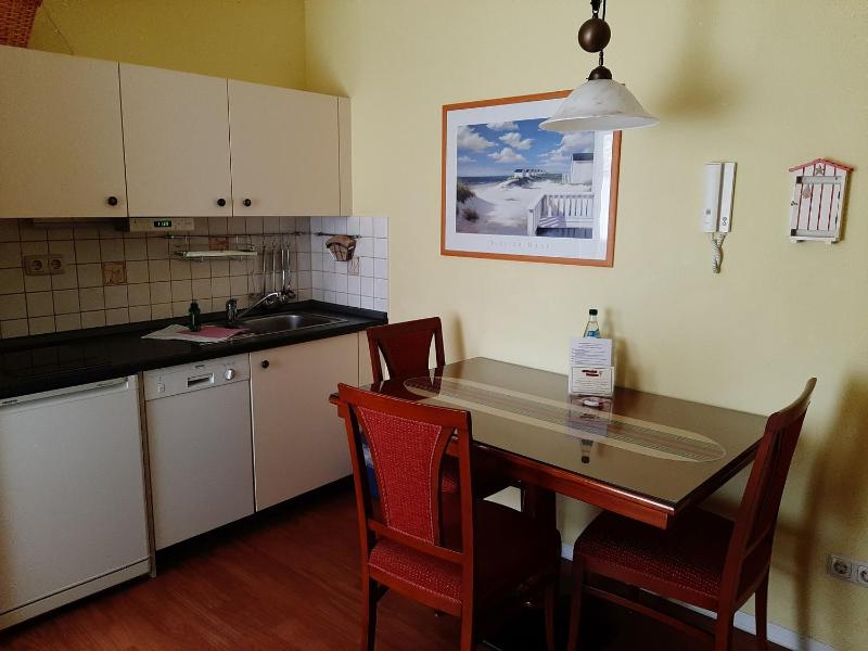 One-Bedroom Apartment image 1