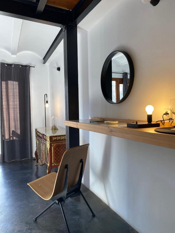 Superior Suite image 2