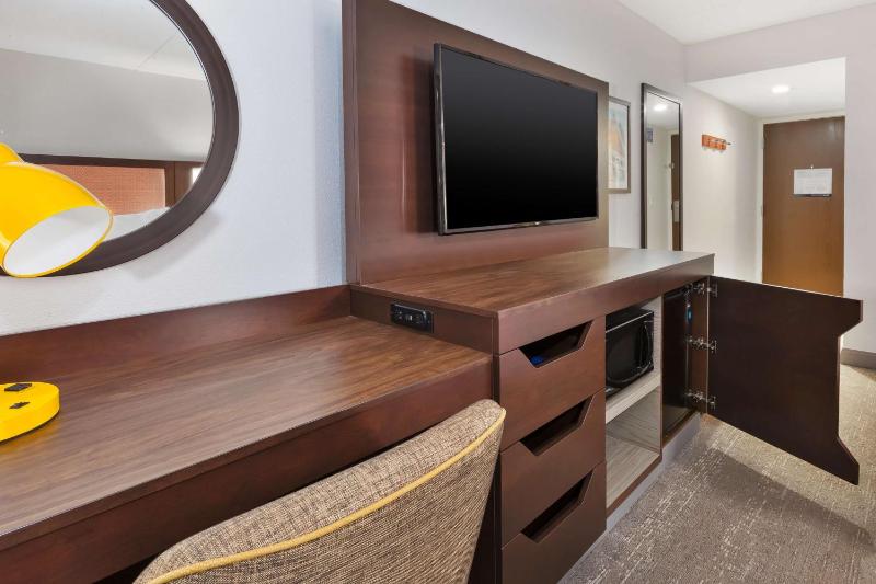 Double Room with Two Double Beds - Non-Smoking image 1