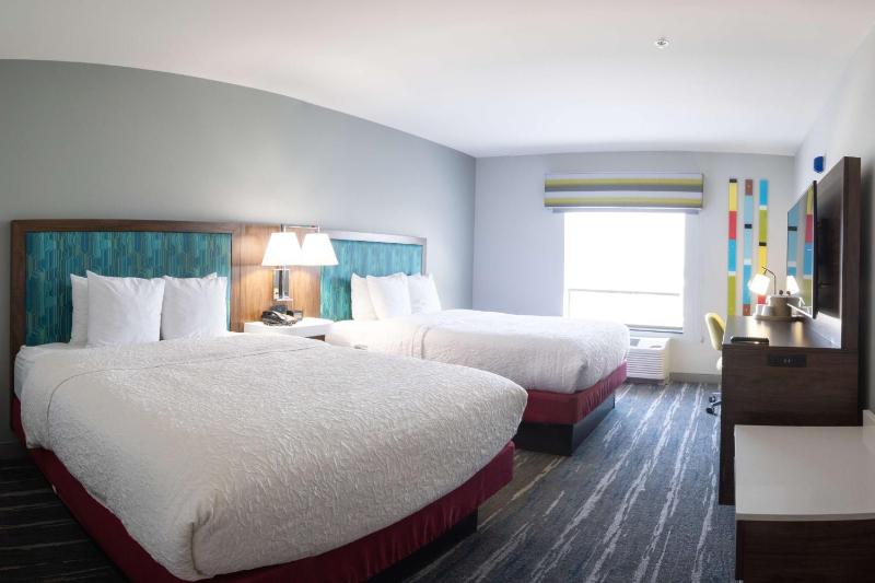 Room with Two Queen Beds - Non-Smoking image 1