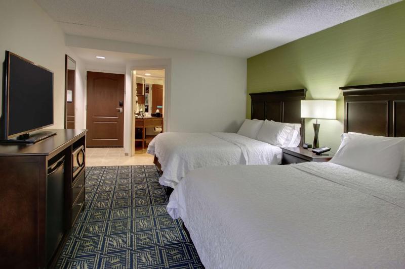 Double Room with Two Double Beds - Non-Smoking image 4