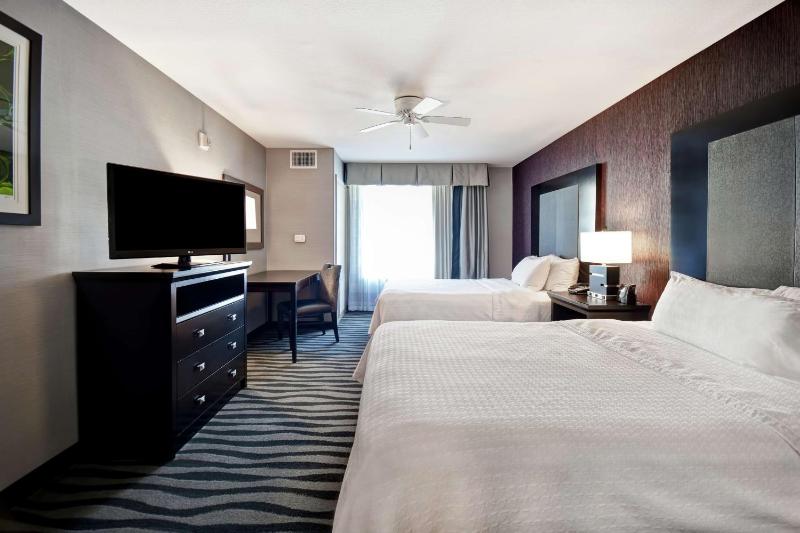 One-Bedroom Queen Suite with Two Queen Beds - Non-Smoking image 1