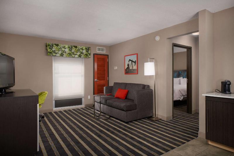 King Suite - Non-Smoking image 1