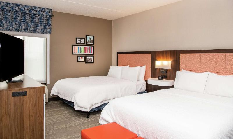 Room with Two Queen Beds - Non-Smoking image 3
