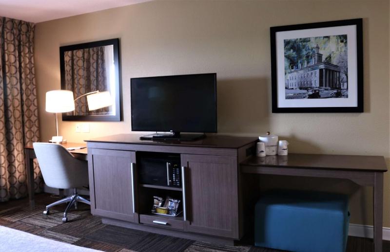 King Room Mobility and Hearing Access/Non-Smoking image 3