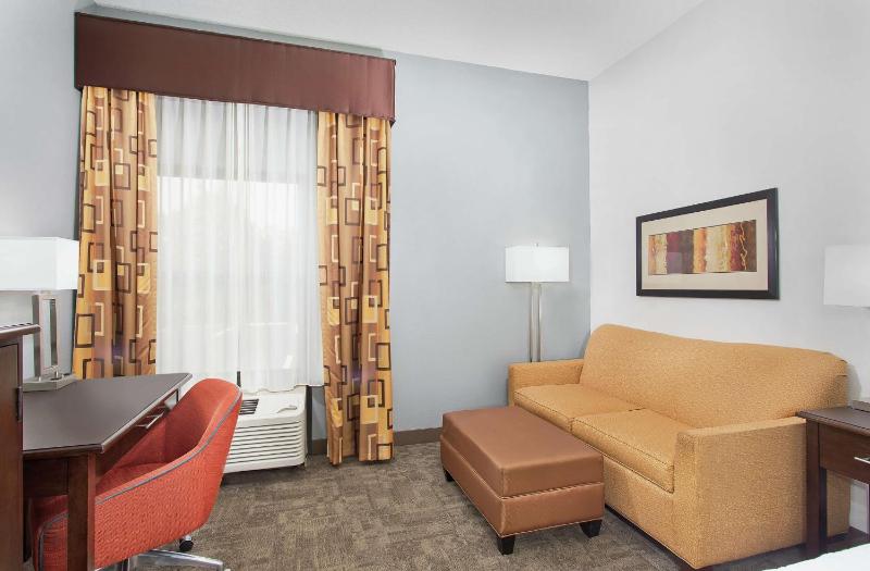 King Room with Sofa Bed and Study - Non-Smoking image 1