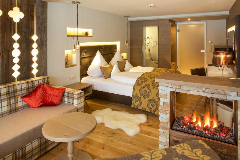 TurmSuite Deluxe Junior Suite image 1