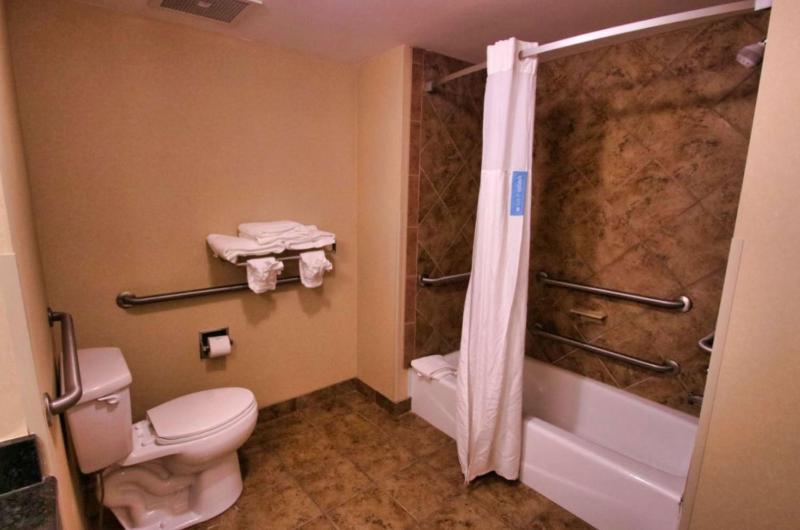 Hampton Inn & Suites Jacksonville-Beach Boulevard/Mayo Clinic Area - image 40