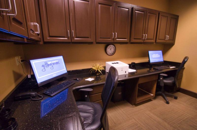 Hampton Inn & Suites Jacksonville-Beach Boulevard/Mayo Clinic Area - image 46