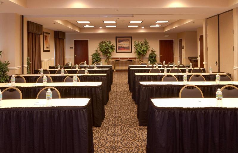 Hampton Inn & Suites Jacksonville-Airport - image 22