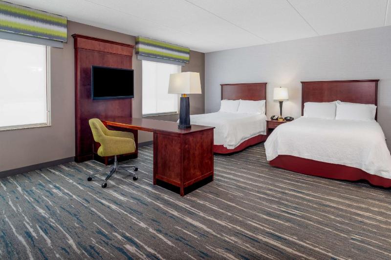 Queen Suite with Sofa Bed image 1