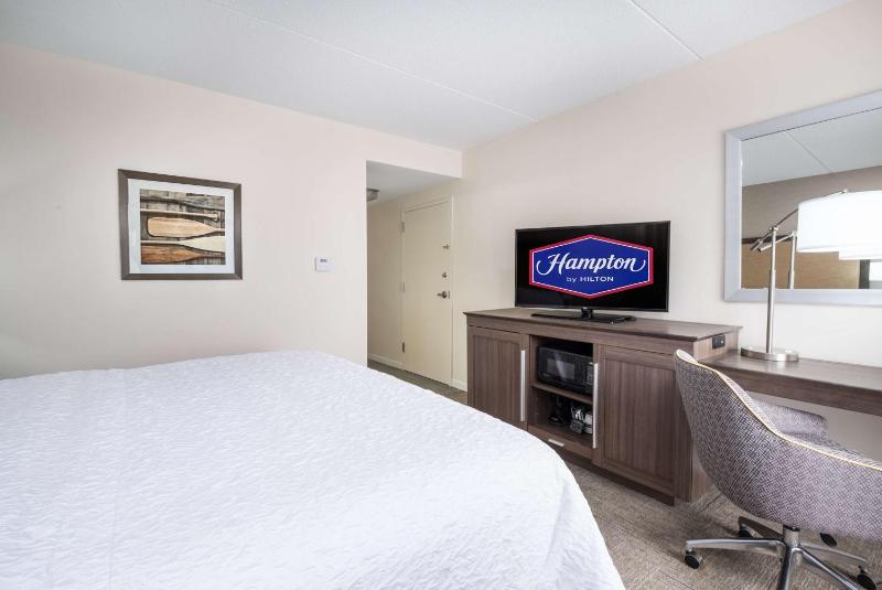 Executive King Room - Non-Smoking image 3