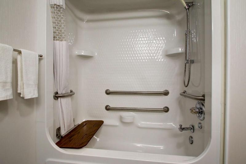 King Room with Accessible Tub - Mobility and Hearing Access/Non-Smoking image 2