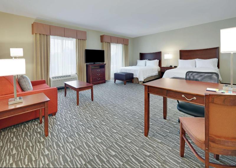 Queen Studio Suite with Two Queen Beds and Sofa Bed - Non-Smoking image 1