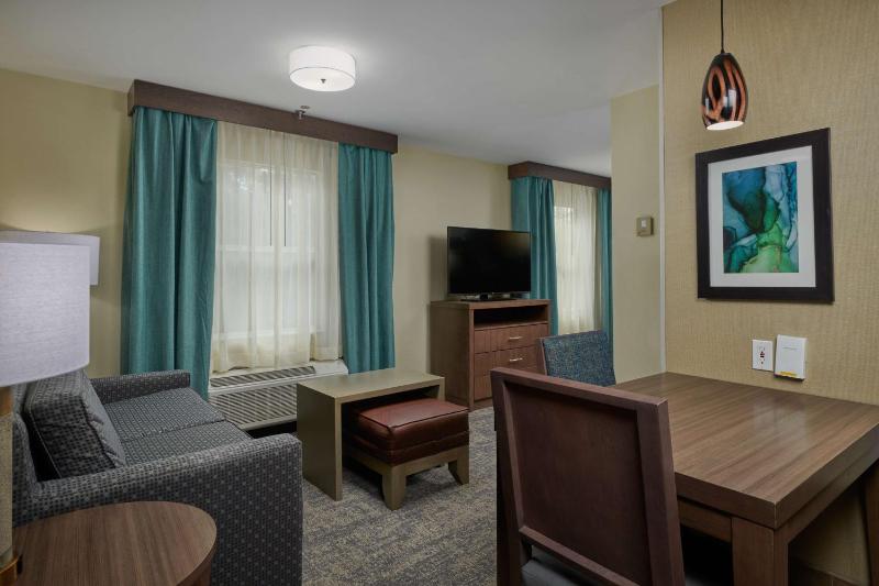 Homewood Suites By Hilton Sarasota - image 2