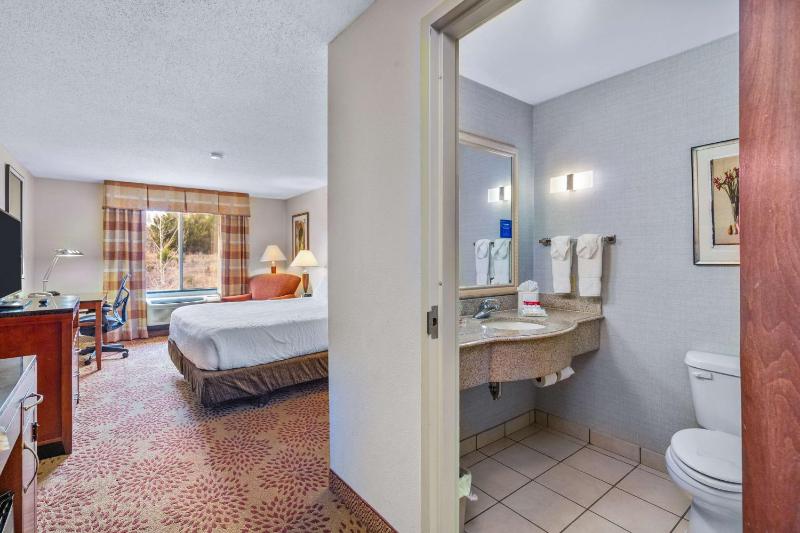 King Room image 2
