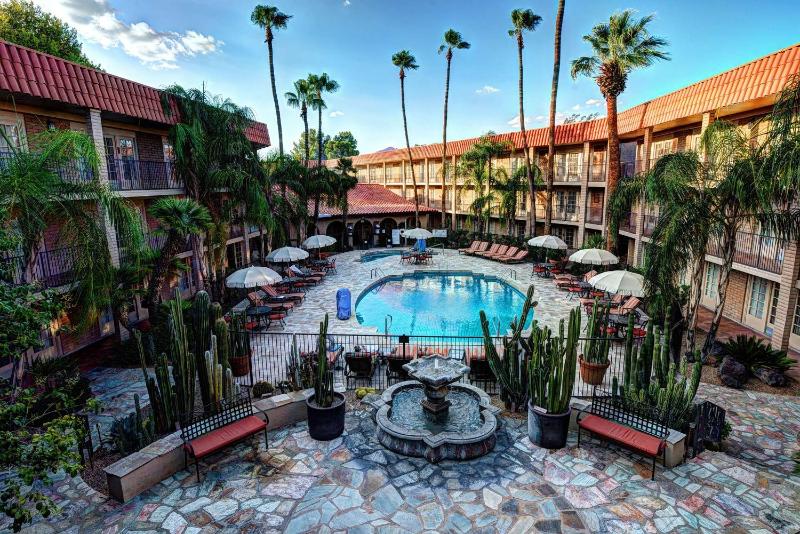 DoubleTree Suites By Hilton Tucson - Williams Center - image 16
