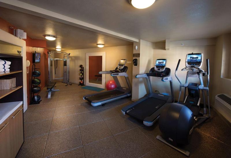 DoubleTree Suites By Hilton Tucson - Williams Center - image 7