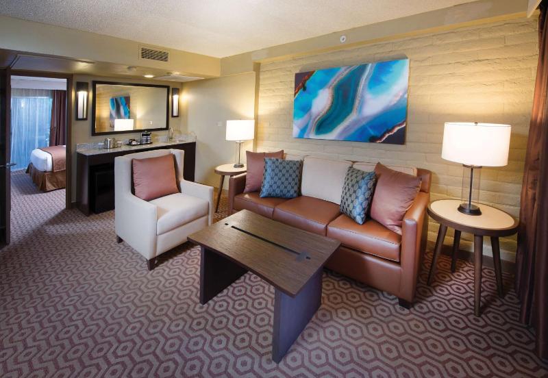 DoubleTree Suites By Hilton Tucson - Williams Center - image 38