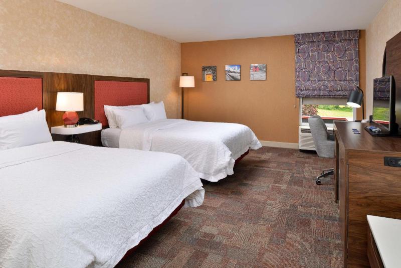 Room with Two Queen Beds - Non-Smoking image 1