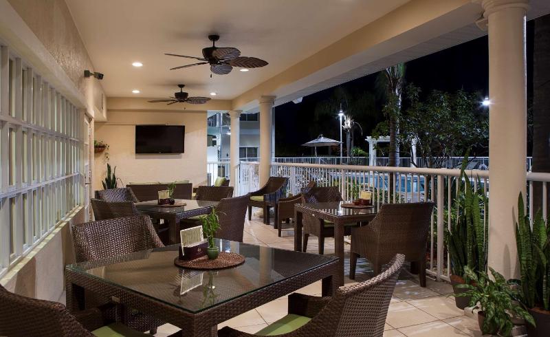 DoubleTree Suites By Hilton Naples - image 27