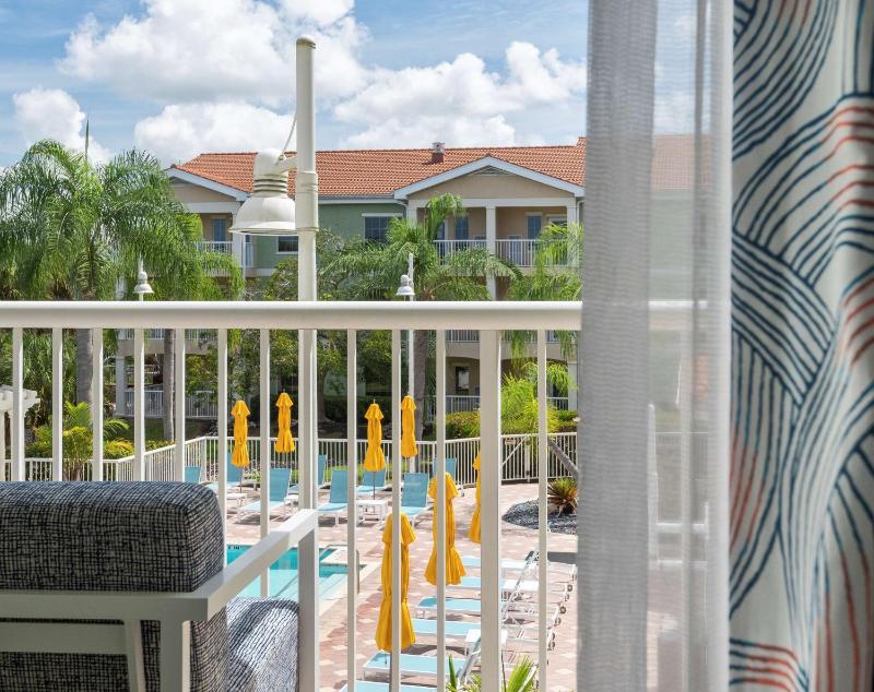DoubleTree Suites By Hilton Naples - image 22