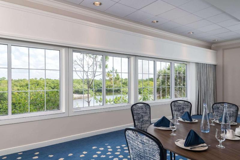 DoubleTree Suites By Hilton Naples - image 28