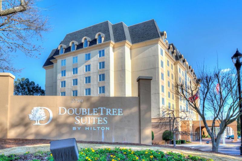 DoubleTree Suites by Hilton at The Battery Atlanta - image 1