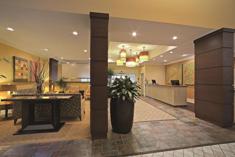 DoubleTree Suites by Hilton at The Battery Atlanta - image 38