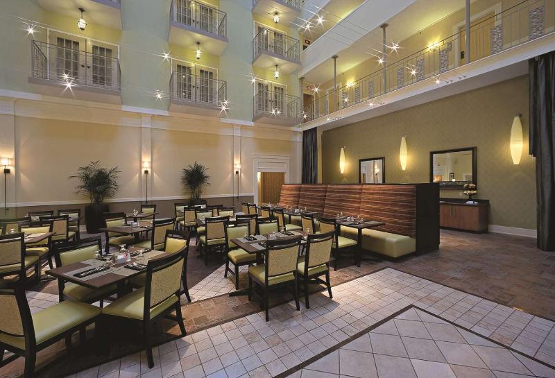 DoubleTree Suites by Hilton at The Battery Atlanta - image 10