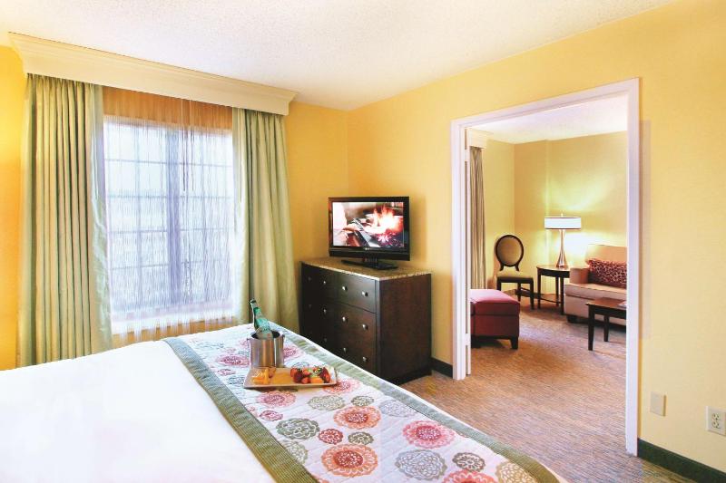 DoubleTree Suites by Hilton at The Battery Atlanta - image 16